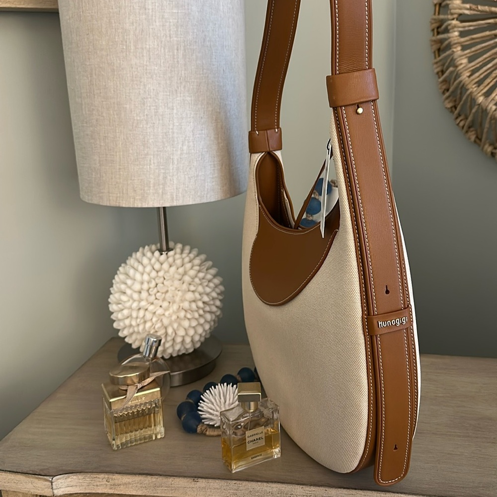 🌟 NWT | ‘Crooked’ Half Moon Shoulder Bag by KUNOGIGI - Picture 8 of 15